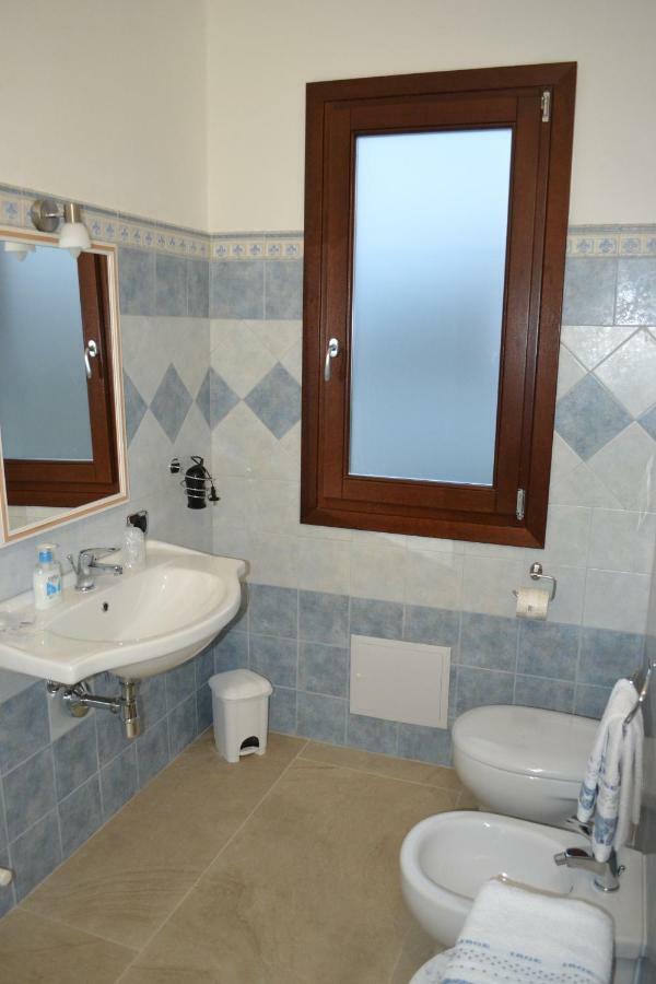 I Giganti Bed & Breakfast Riola Sardo Exterior photo